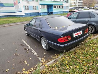 1995 Mercedes-Benz E-Класс 230 II (W210, S210), синий, 260000 рублей, вид 5