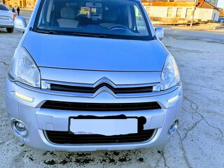 2012 Citroen Berlingo II Рестайлинг, серебристый, 963000 рублей, вид 1