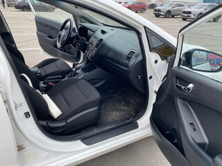 2015 Kia Cerato III, белый, 1300000 рублей, вид 5
