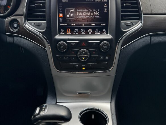 2014 Jeep Grand Cherokee IV (WK2) Рестайлинг, синий, 2500000 рублей - вид 17