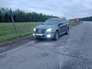 2005 Mitsubishi Outlander I, зелёный, 615000 рублей, вид 3