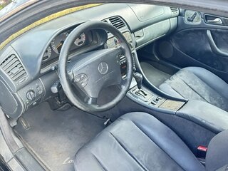 2000 Mercedes-Benz CLK-Класс 200 Sequentronic I (W208), чёрный, 535000 рублей, вид 5