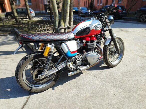 2006 Triumph Scrambler, белый, 850000 рублей - вид 4