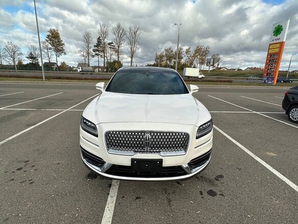 2019 Lincoln Nautilus I, белый, 2700000 рублей