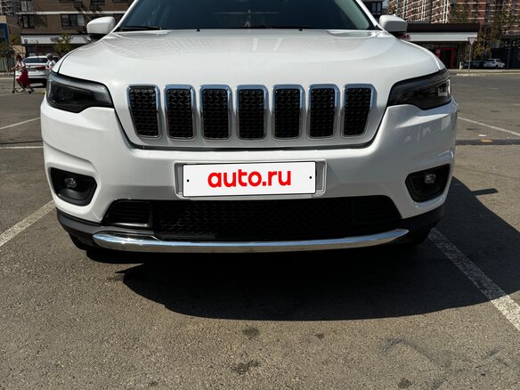 2018 Jeep Cherokee V (KL) Рестайлинг, белый, 2400000 рублей - вид 1