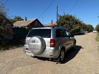 2004 Toyota RAV4 II (XA20) Рестайлинг, серый, 805000 рублей, вид 3