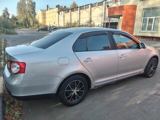 2008 Volkswagen Jetta V, серебристый, 700000 рублей, вид 4