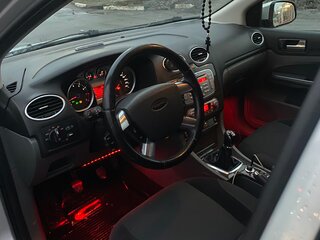 2008 Ford Focus II Рестайлинг, серебристый, 270000 рублей, вид 4