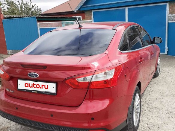 2012 Ford Focus III, красный, 870000 рублей - вид 4