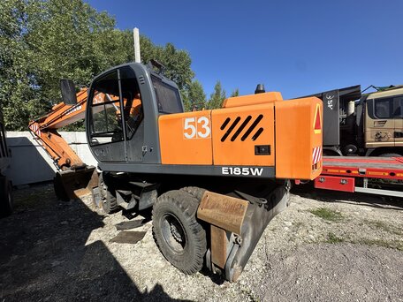 2022 UMG E185W, оранжевый, 4647000 рублей, вид 4