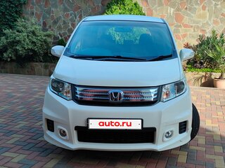 2012 Honda Freed Spike I Рестайлинг, белый, 1290000 рублей, вид 1
