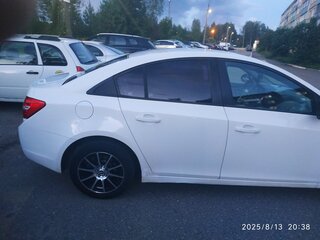 2010 Chevrolet Cruze I, белый, 850000 рублей, вид 2