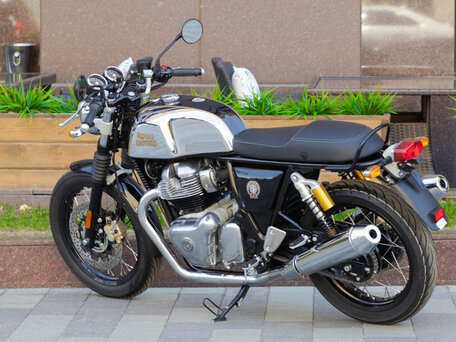 2025 Royal Enfield Continental GT, чёрный, 737000 рублей, вид 3