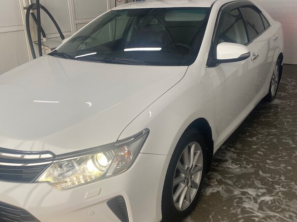 2017 Toyota Camry VII (XV50) Рестайлинг, белый, 2100000 рублей - вид 24