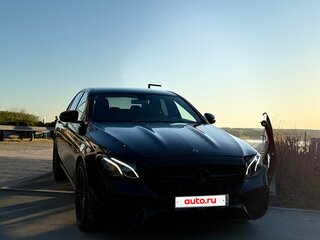 2018 Mercedes-Benz E-Класс 200 V (W213, S213, C238), чёрный, 3550000 рублей, вид 2