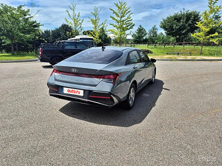 2022 Hyundai Avante VII, серый, 1620000 рублей, вид 4