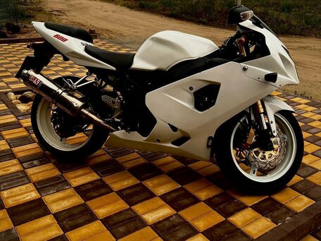 2005 Suzuki GSX-R 600, белый, 510000 рублей, вид 2