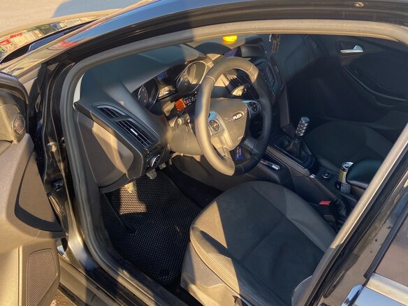 2011 Ford Focus III, чёрный, 680000 рублей - вид 8