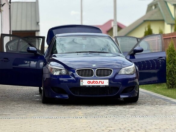 2005 BMW M5 IV (E60/E61), синий - вид 7