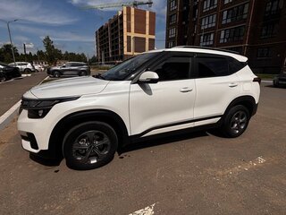 2021 Kia Seltos I, белый, 2000000 рублей, вид 5