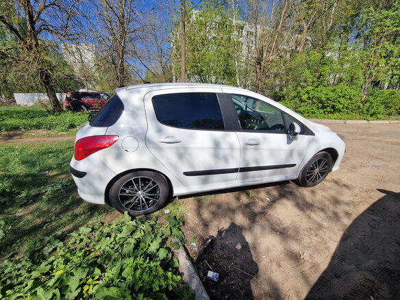 2010 Peugeot 308 I, белый, 530000 рублей - вид 1