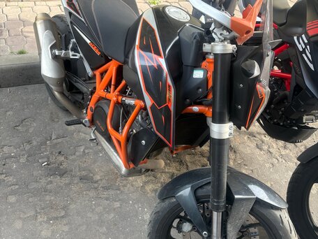 2014 KTM 690 Duke, оранжевый, 470000 рублей, вид 2