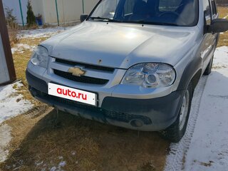 2011 Chevrolet Niva I Рестайлинг, серый, 450000 рублей, вид 1