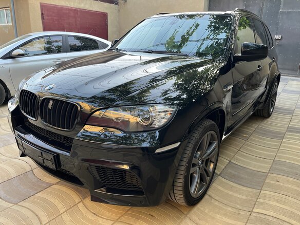 2008 BMW X5 4.8i II (E70), чёрный, 1990000 рублей
