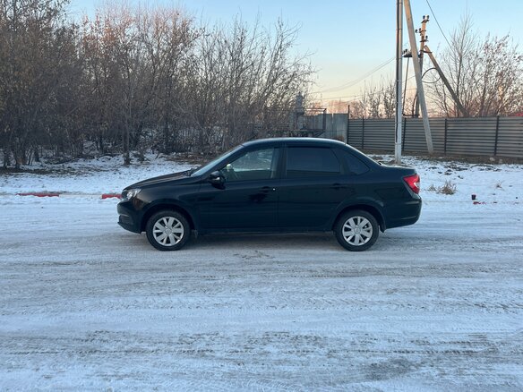 2023 Lada (ВАЗ) Granta I Рестайлинг, чёрный, 900000 рублей - вид 5