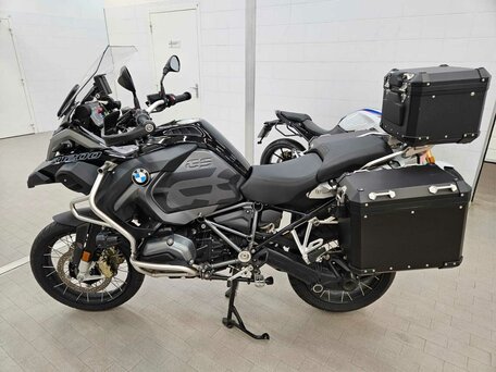 2018 BMW R 1200 GS Adventure, чёрный, 1700000 рублей, вид 2