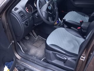 2013 Skoda Yeti I, коричневый, 1400000 рублей, вид 3