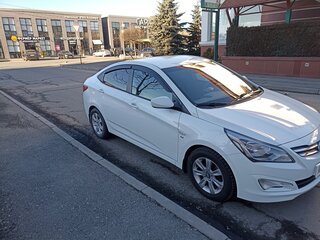 2016 Hyundai Solaris I Рестайлинг, белый, 1180000 рублей, вид 2