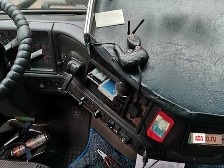 2000 Volvo FH, белый, 1000000 рублей, вид 2