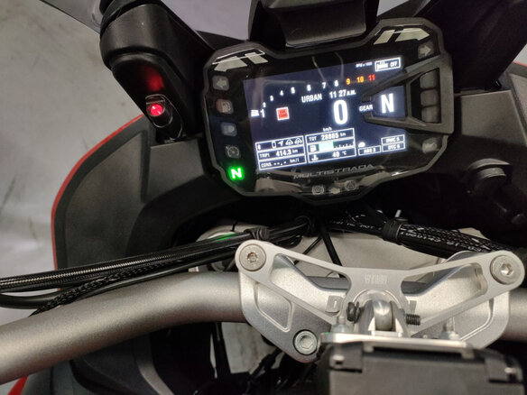 2017 Ducati Multistrada 1200, красный, 860000 рублей - вид 4