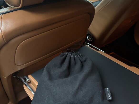 2015 Jaguar XJ IV (X351), чёрный, 1850000 рублей - вид 16