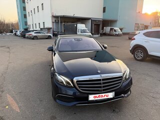 2018 Mercedes-Benz E-Класс 220 d V (W213, S213, C238), синий, 3800000 рублей, вид 2