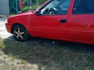 2009 Daewoo Nexia I Рестайлинг, красный, 330000 рублей, вид 3