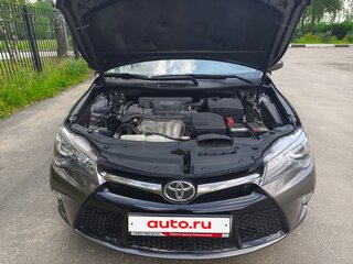 2016 Toyota Camry VII (XV50) Рестайлинг, серый, 1610000 рублей, вид 4