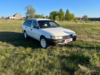 1998 Toyota Corolla VII (E100), белый, 195000 рублей, вид 1