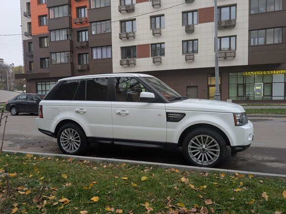 2012 Land Rover Range Rover Sport I Рестайлинг, белый, 1800000 рублей - вид 1