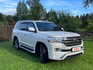 2016 Toyota Land Cruiser 200 Series Рестайлинг 2, белый, 6500000 рублей, вид 3