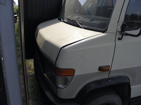 1998 Mercedes-Benz Vario, серебристый, 400000 рублей, вид 3