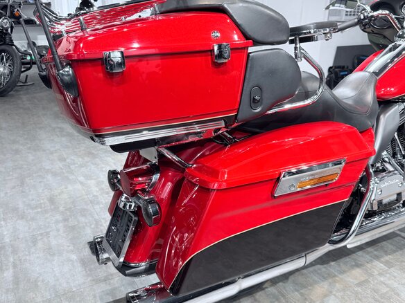 2011 Harley-Davidson Electra Glide, красный, 1399000 рублей - вид 16
