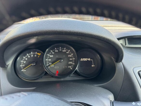 2010 Renault Fluence I, бежевый, 600000 рублей - вид 5