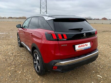2019 Peugeot 3008 II, красный, 1580000 рублей, вид 4
