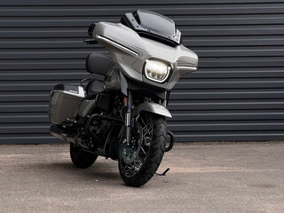 2023 Harley-Davidson CVO Street Glide, серый, 3390000 рублей, вид 3