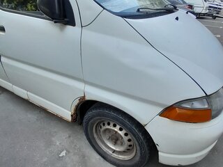 2002 Toyota HiAce XH10, белый, 425000 рублей, вид 5
