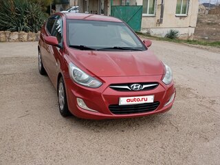 2012 Hyundai Solaris I, красный, 690000 рублей, вид 1