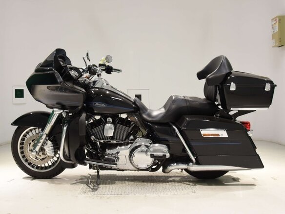 2009 Harley-Davidson Road Glide, чёрный, 705000 рублей