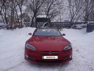 2020 Tesla Model S Long Range Plus I Рестайлинг, красный, 3000000 рублей, вид 3